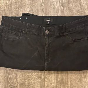 Lularoe Black denim size 40.
